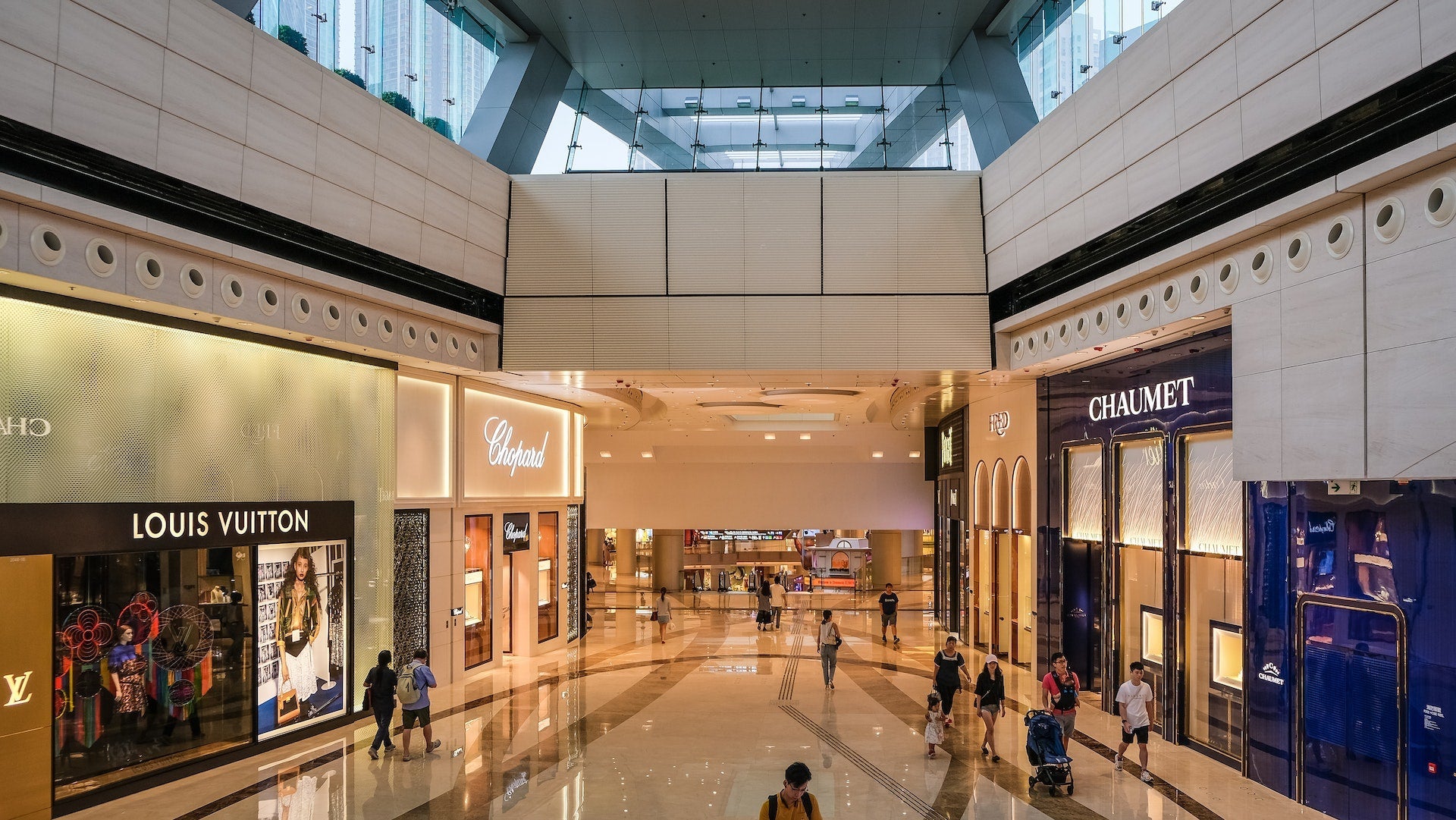 Transforming Mall Ventilation Systems: A Comprehensive Guide to Duct Fans - Hon&Guan